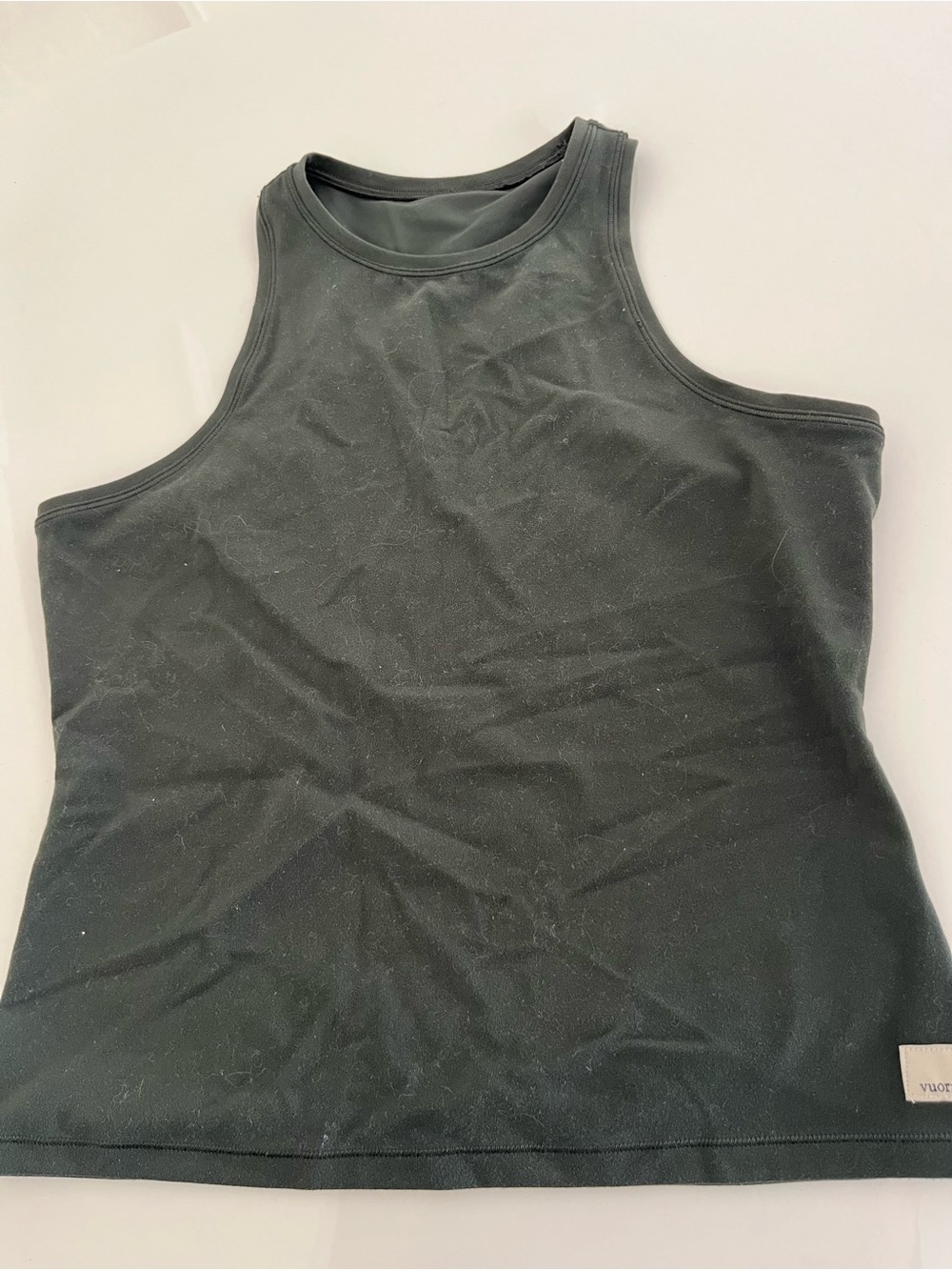 Vuori Cropped Performance Tank Top - Olive small athletic - Picture 2 of 3